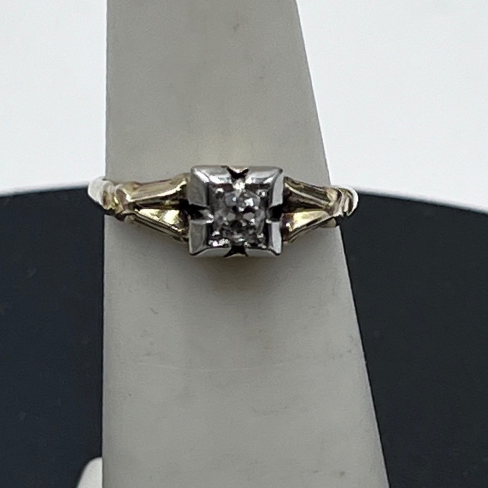 Rays of Love Vintage 14K Two-Tone
Gold Diamond Engagement Ring Size 6